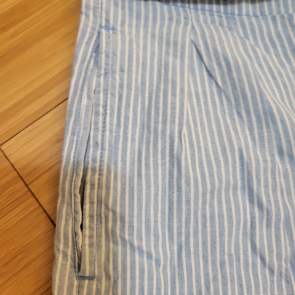 VERO MODAMia High-Rise Loose Chambray Stripe Pants - Picture 5 of 8